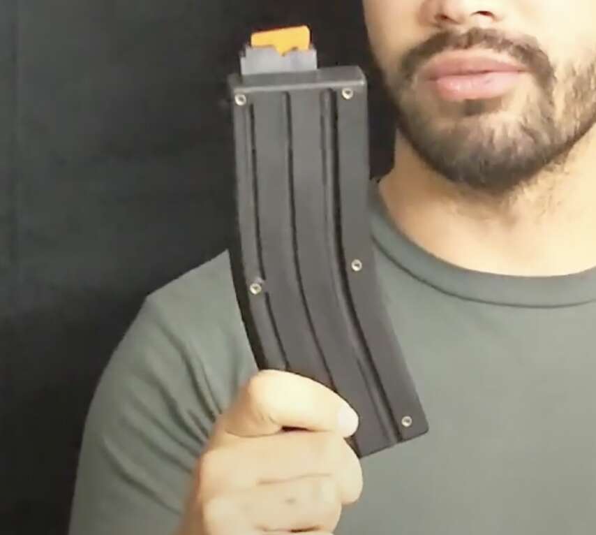 CMMG 22LR conversion Kit uses 25 round or 10 Round replacement magazines