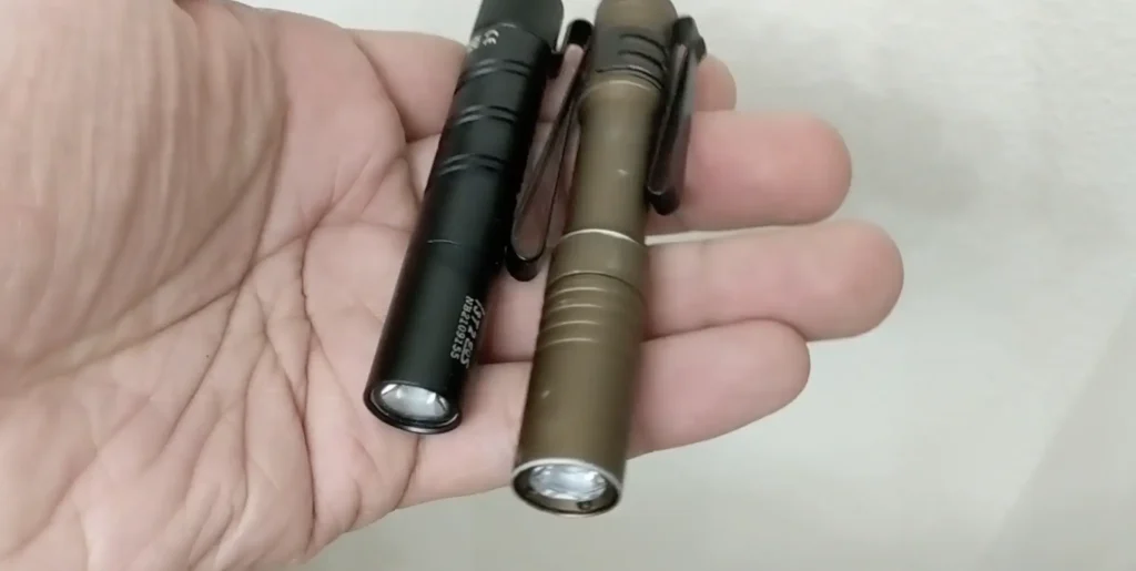 I3T is smaller but heavier than the Streamlight Microstream